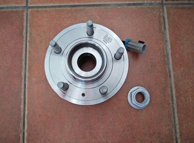 Chevrolet Captiva Opel Vauxhall Antara --- Wheel Bearing Kit / Front Axle