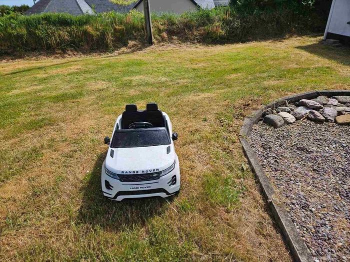 Kids electric Range Rover