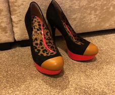 Jessica Simpson heels