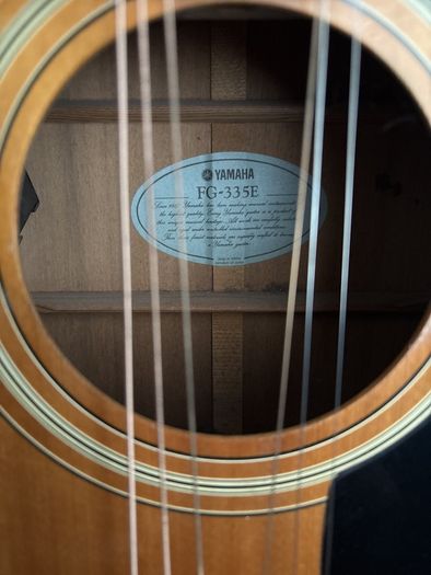 Yamaha FG335E