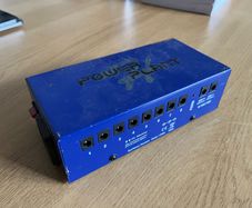 Harley Benton Power Plant guitar effects power supply
