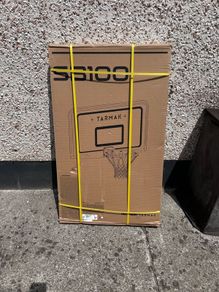 Basketball Hoop (wall mounted)