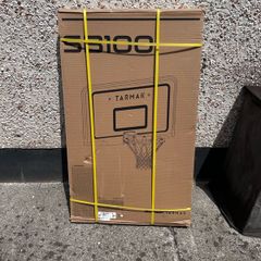 Basketball Hoop (wall mounted)