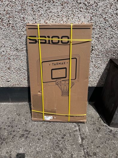 Basketball Hoop (wall mounted)