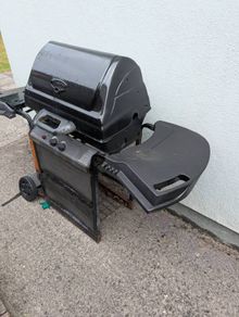 Char-broil gas barbecue - Free for collection