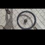 back wheel 28 inches Image 3