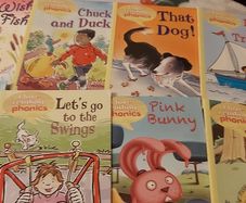 I love reading Phonics ;set of 8 Level 2 (DC)