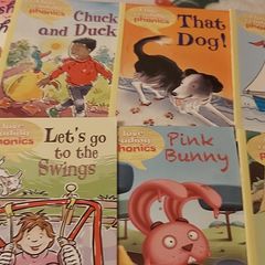 I love reading Phonics ;set of 8 Level 2 (DC)