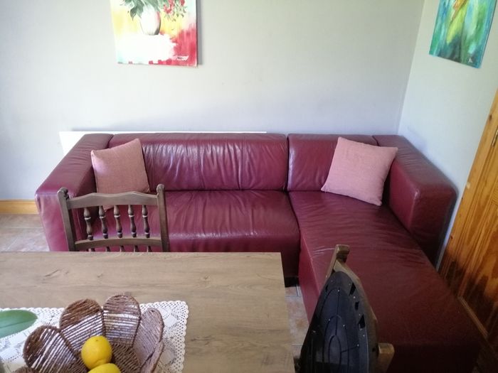 FREE Leather Corner sofa