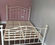 Bed 4ft 6