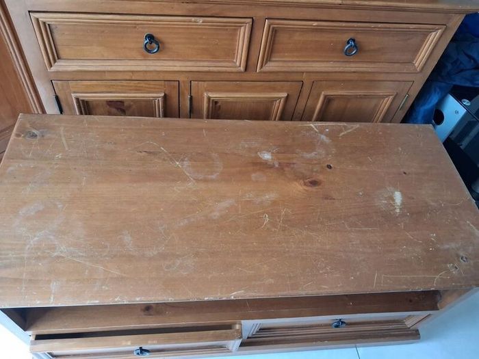 Matching set of 2 cabinets & coffee table