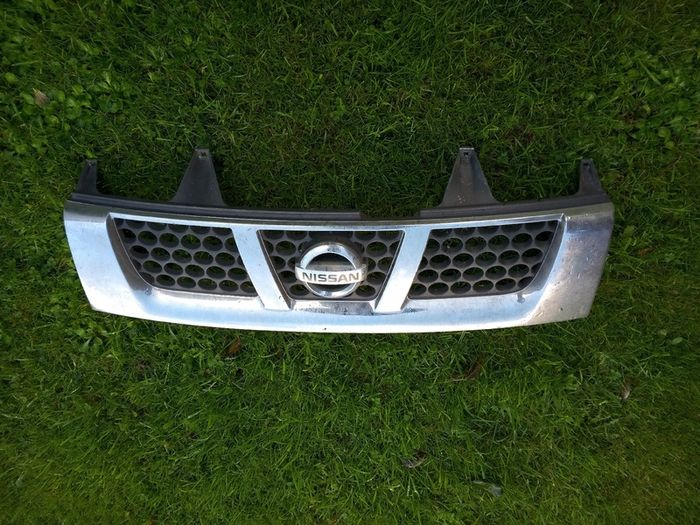 Nissan front grill