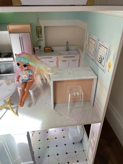Rainbow High Doll's House