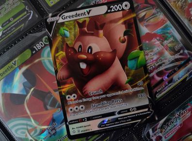 Greedent V ! Ultra Rare ! from Shining Fates Set ! 2021 ! Pokemon Card !
