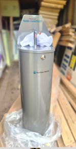 Commercial sanitiser stand