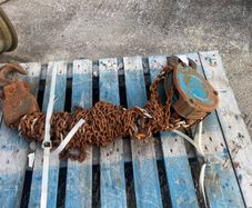 Pully block winch