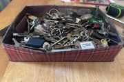 Tin over vintage/retro/modern  keys