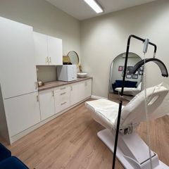 Treatment Room To Rent