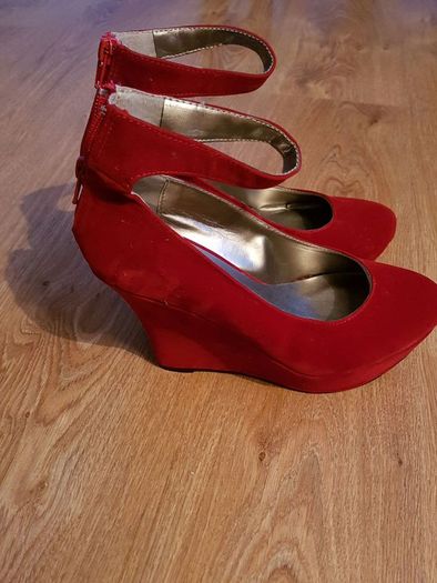 Sweet Ankle Strap Platform Suede Purple Wedges Pumps