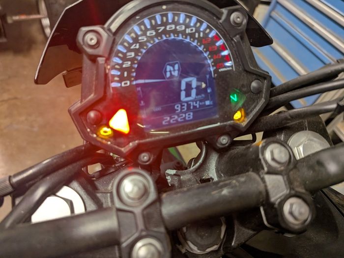 Kawasaki Z400 2023 breaking for parts