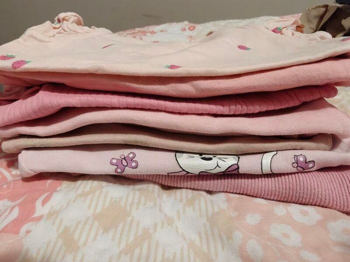 Baby girl 3-6 m clothes bundle 2