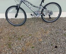 Girls bike