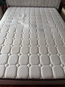 King size mattress