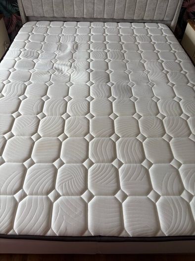 King size mattress