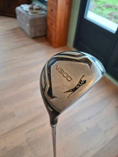 golf clubs