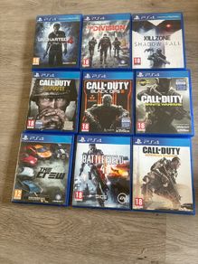 PS4  Game bundle ( call of duty , battlefield)