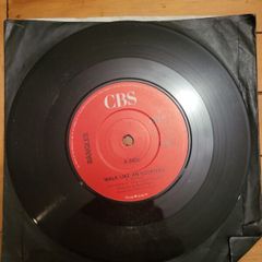 Bangles Walk Like An Egyptian 7 inch Single 1986 CBS