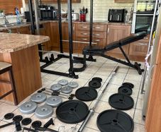 Best Gym Weightlifting Set Up On Adverts, Everything You Need!!