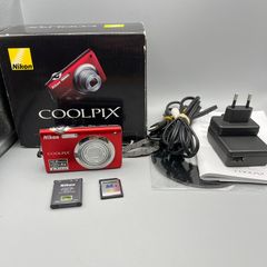 Nikon Coolpix S3000 12MP Digital Camera Red - Boxed - Full Kit