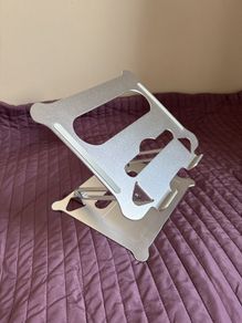 Laptop tablets holder