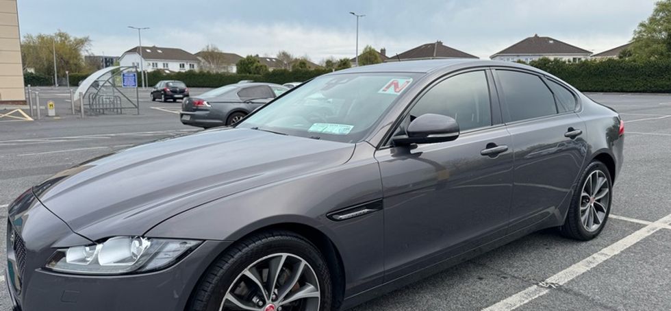 2016 Jaguar Xf
