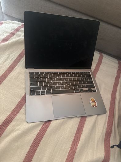 Macbook air M1 2020