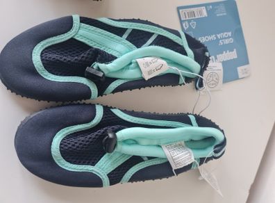 Girls Pool/ Beach shoes