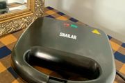 sandwich machine