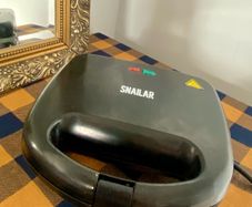 sandwich machine