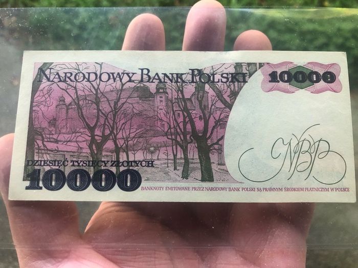 10 000 zlotych Poland Standard post included