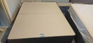 5ft King Size Divan Bed Base  Grey Fabric (Practically New)