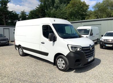 Renault Master Mwb 2.3 Dci ( 1 year warranty ) .