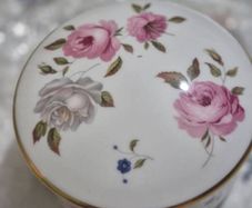 Trinket dish. Royal Worchester. Excellent condition
