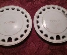2 x Toyota Corolla E9 Sprinter 13 Inch Hubcaps