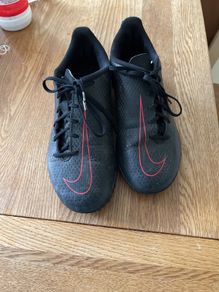 Astro Turf Nike boots size 5