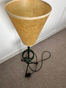 Floor lamp