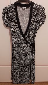 BNWT Oasis wrap dress