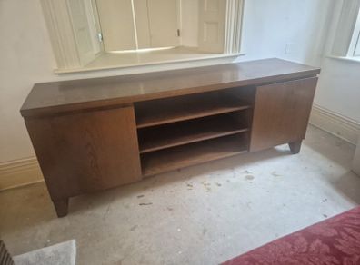 sideboard