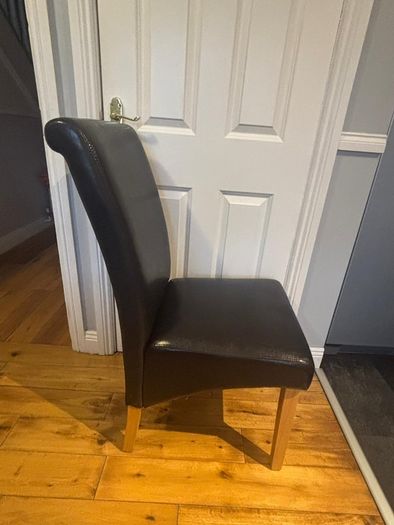 Solid oak table & chairs