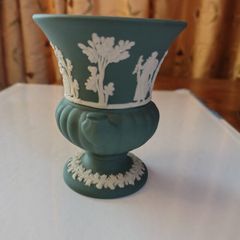 Vintage Wedgwood Miniature Green Grecian Urn